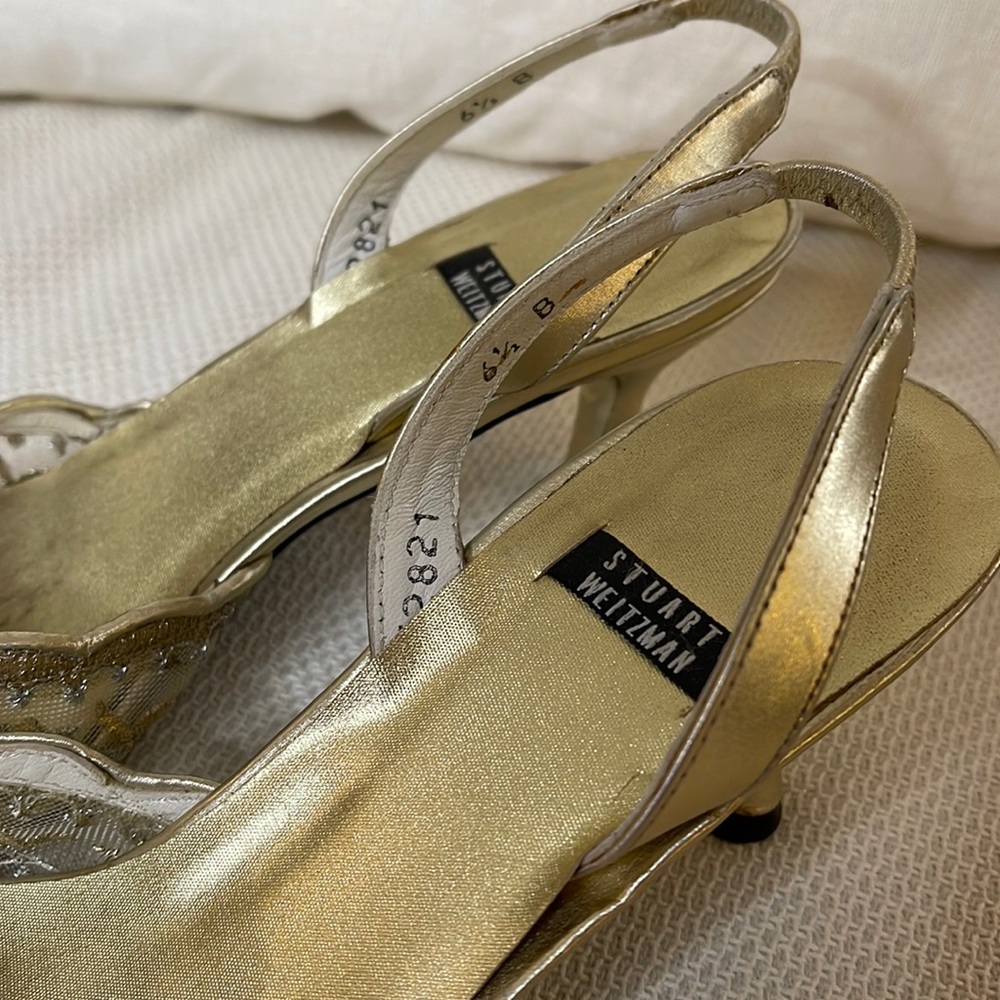 Stuart Weitzman, Kitten Heel Size 61/2 - image 2